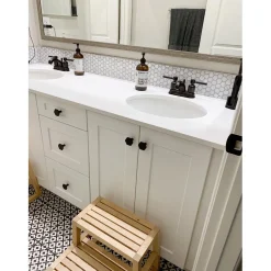 New Concord 4-Inch Centerset 3-Hole Bathroom Faucet with Retail Pop-Up 4" Center Set