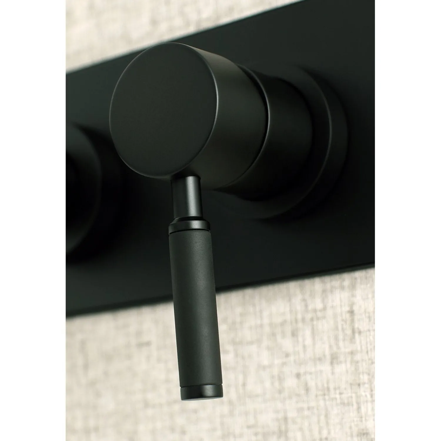 Outlet Concord Single-Handle Wall Mount Bathroom Faucet Wall Mount