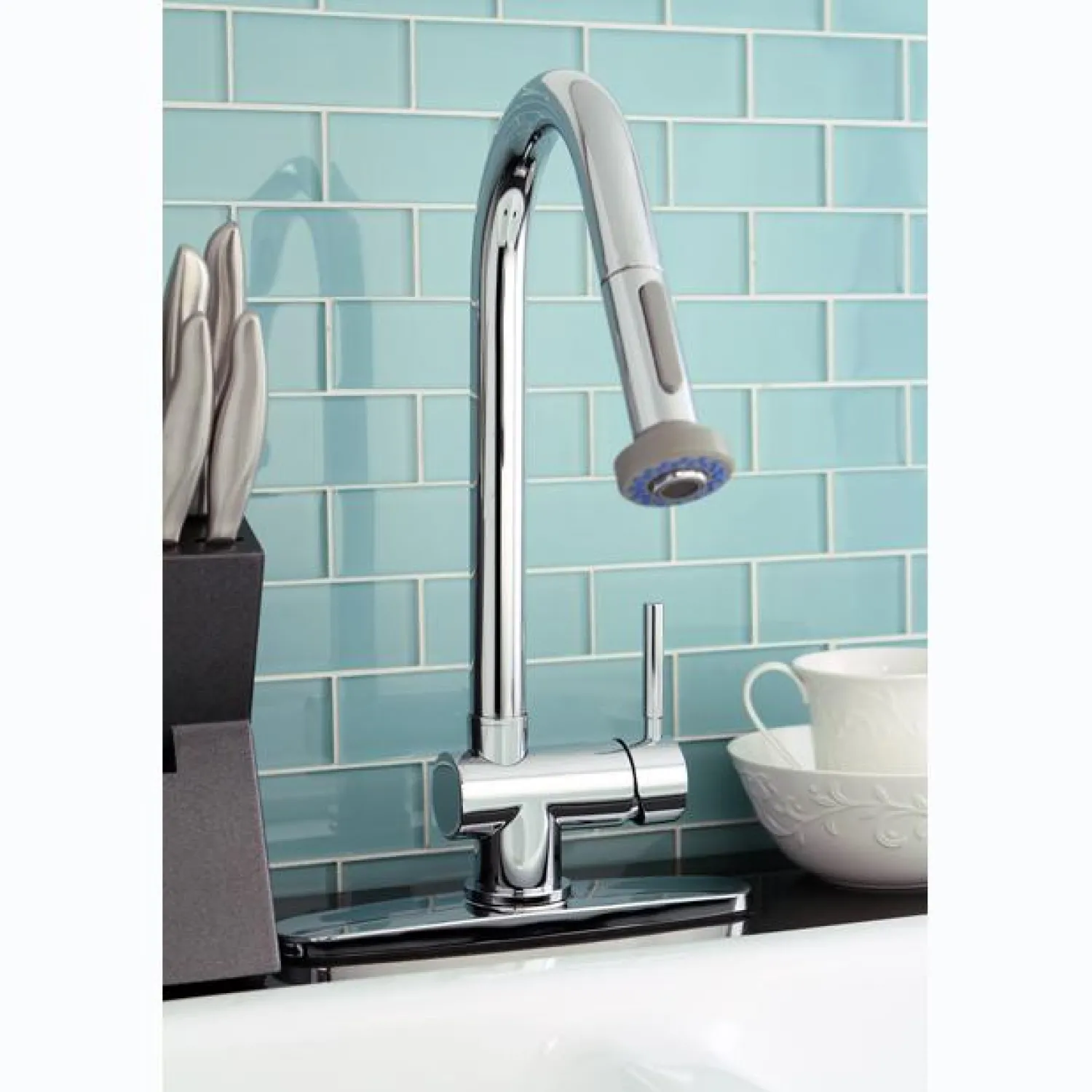 Concord Single Handle Kitchen Faucet with Pull-Down Sprayer Single Hole