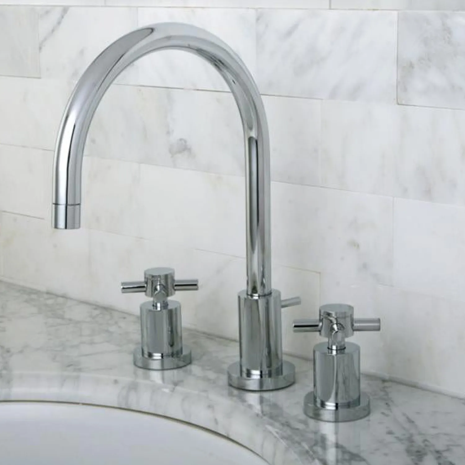 Best Concord Two Handle Widespread Lavatory Faucet with Brass Pop-up 8" Widespread