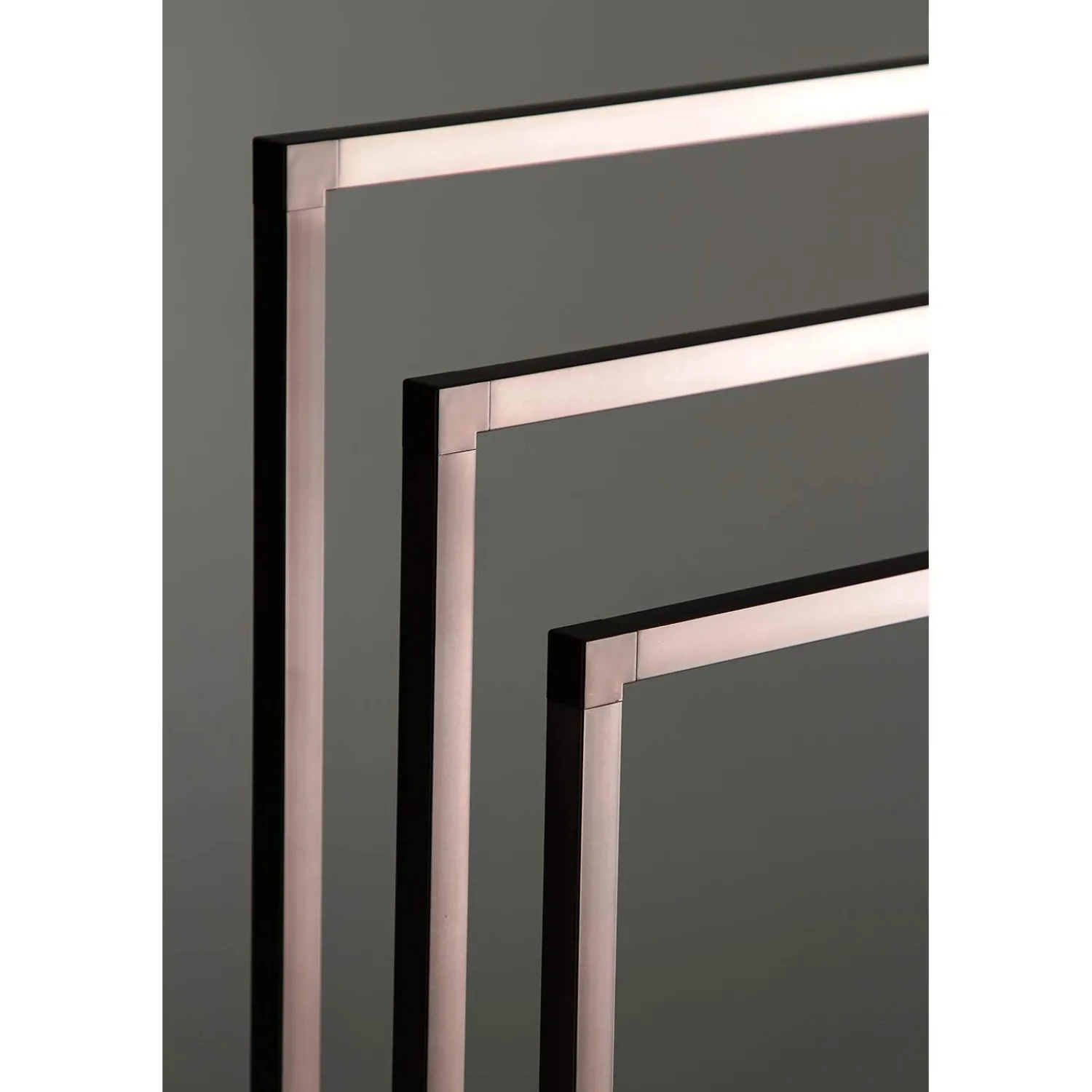 Edenscape 3-Tier Pedestal Towel Rack Free-Standing Towel Racks