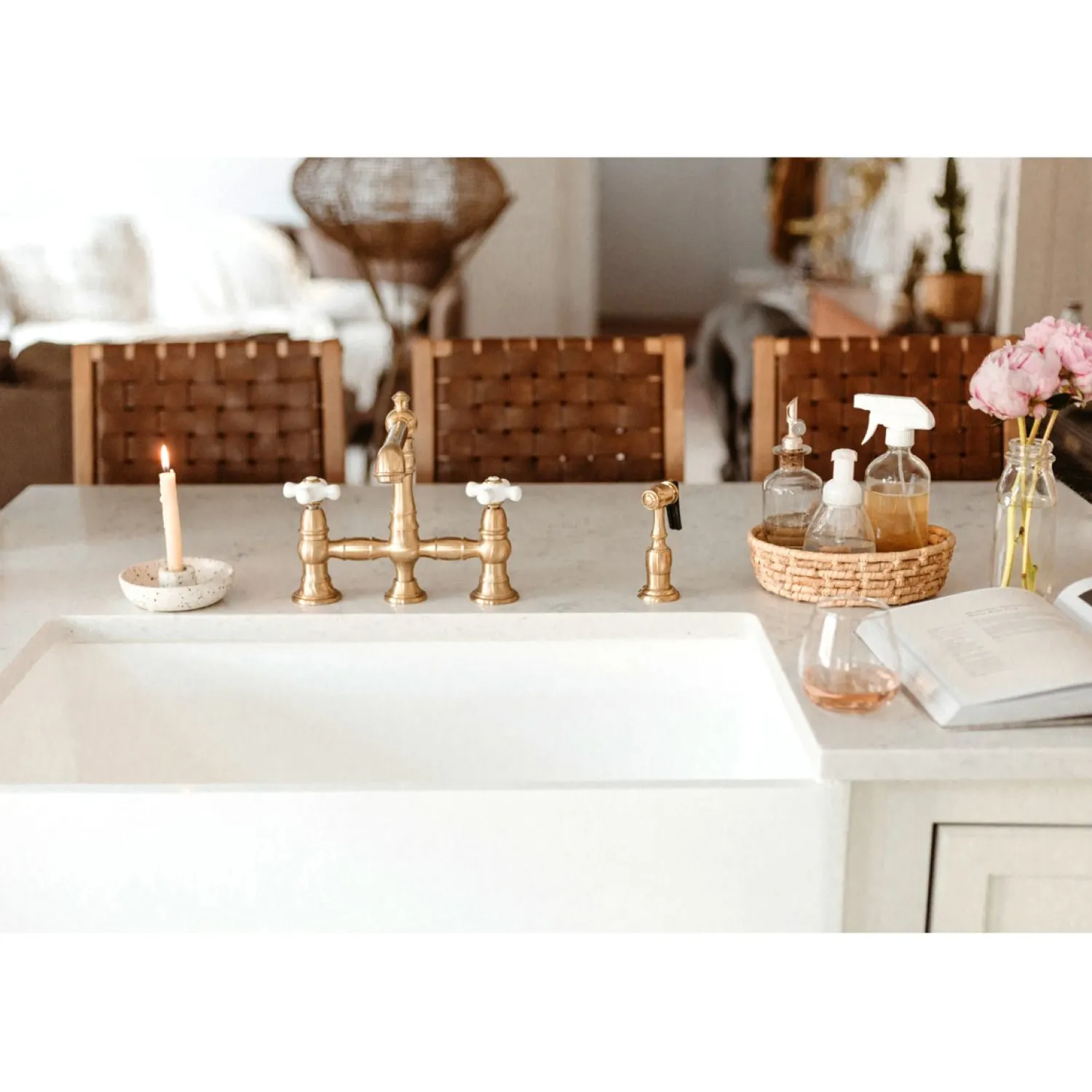 Outlet English Country 8" Bridge 4-Hole Kitchen Faucet with Sprayer Faucets With Side Spray|Bridge Faucets