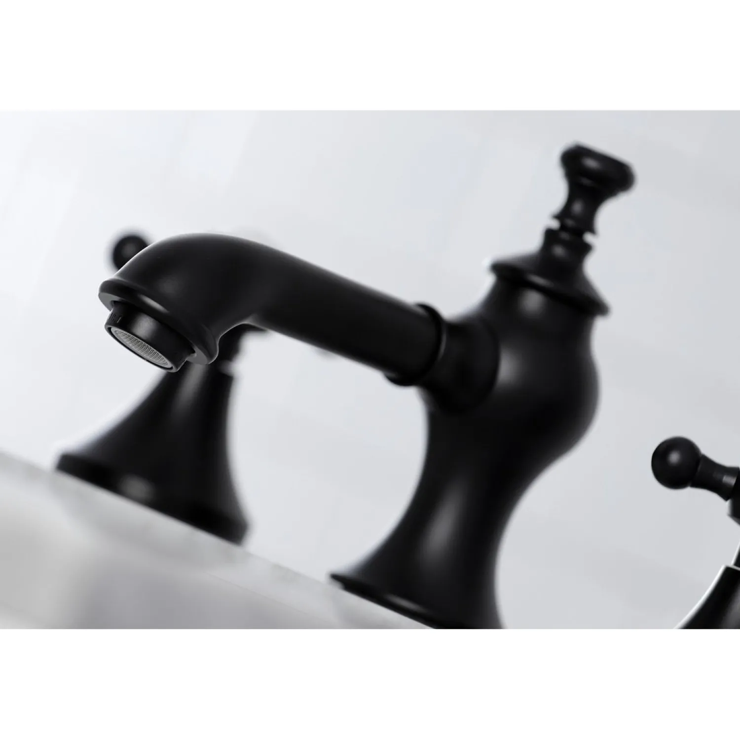 Sale English Country 8" Widespread Bathroom Faucet 8" Widespread