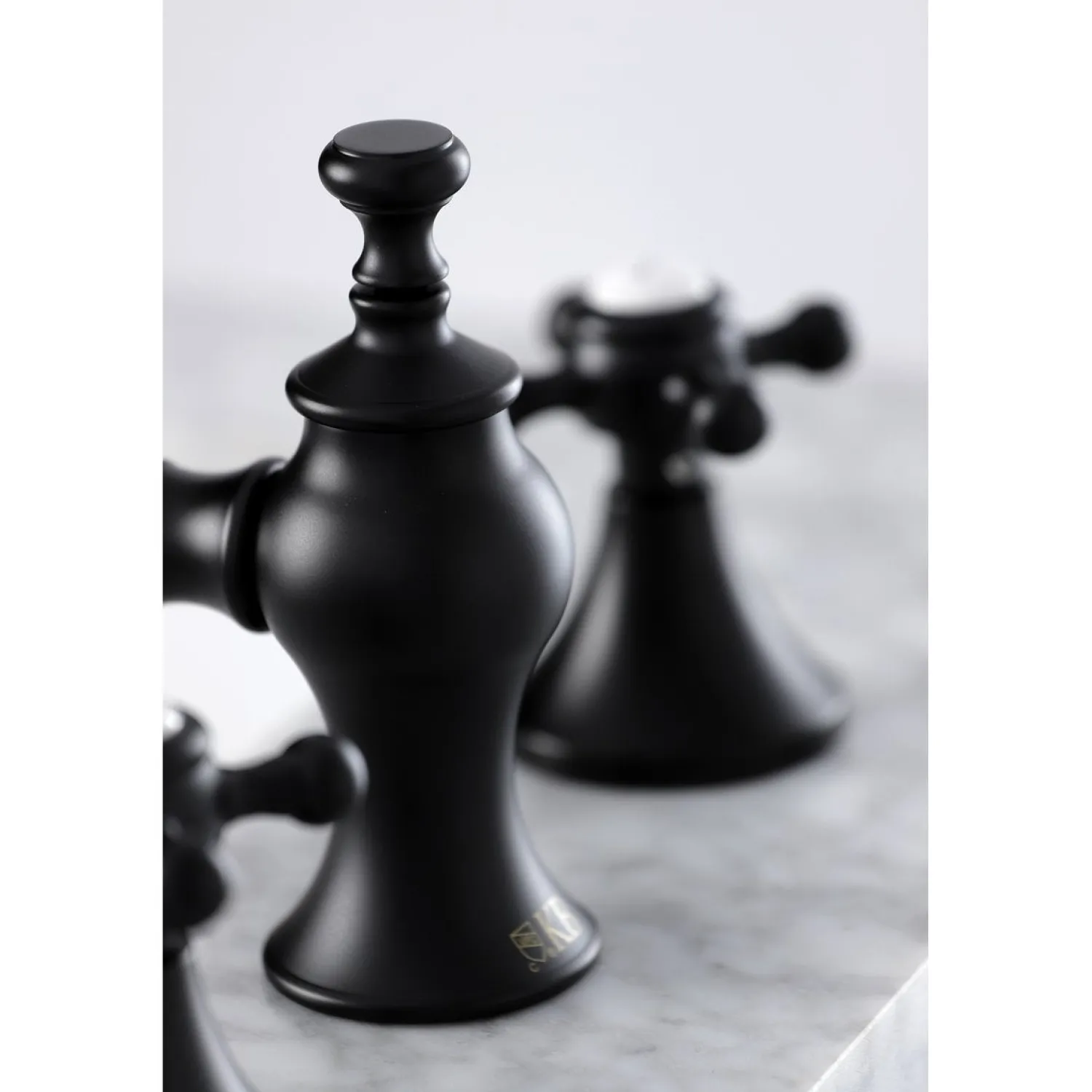 Sale English Country 8" Widespread Bathroom Faucet 8" Widespread
