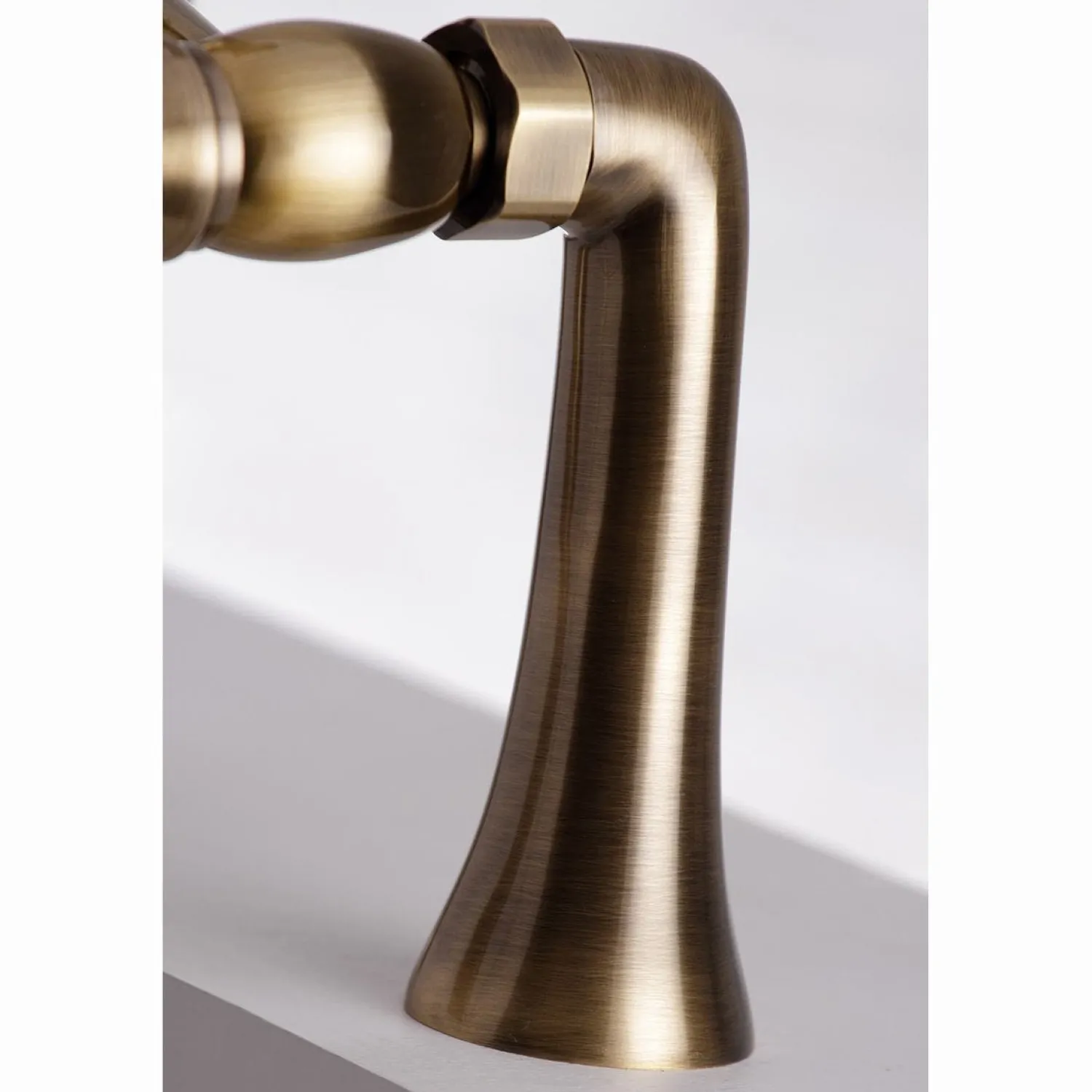 Essex Deck Mount Clawfoot Tub Filler with Hand Shower Tub & Shower Sets|Tub Faucets