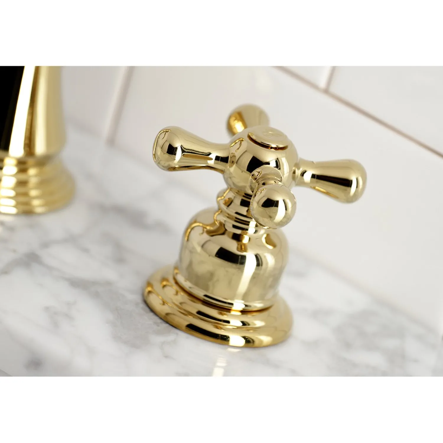 Clearance Fauceture American Classic 8" Widespread Bathroom Faucet 8" Widespread