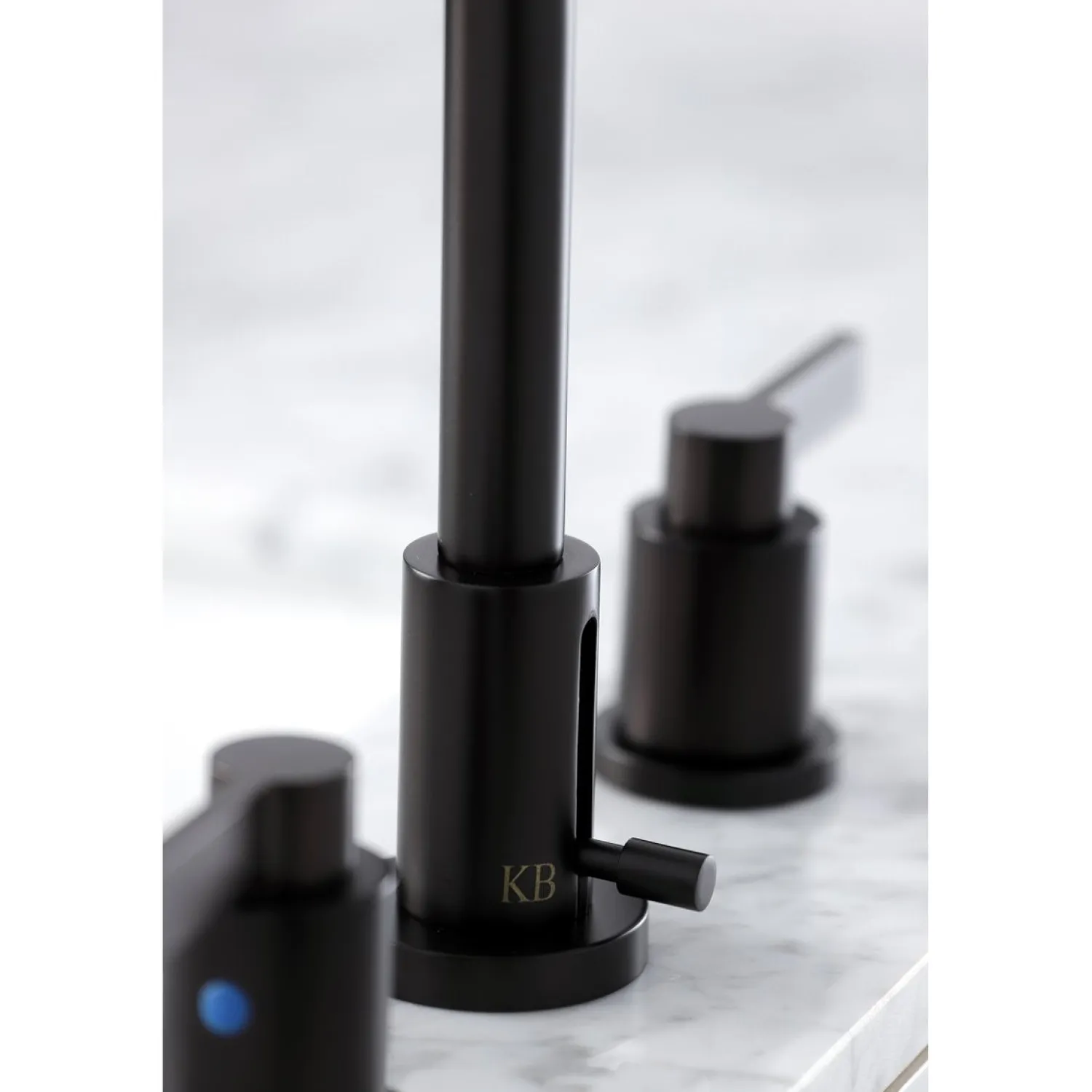 Clearance Fauceture NuvoFusion 8-Inch Widespread Bathroom Faucet 8" Widespread