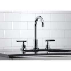 Outlet FSC892XCML-P Manhattan Widespread Bathroom Faucet with Brass Pop-Up 8" Widespread