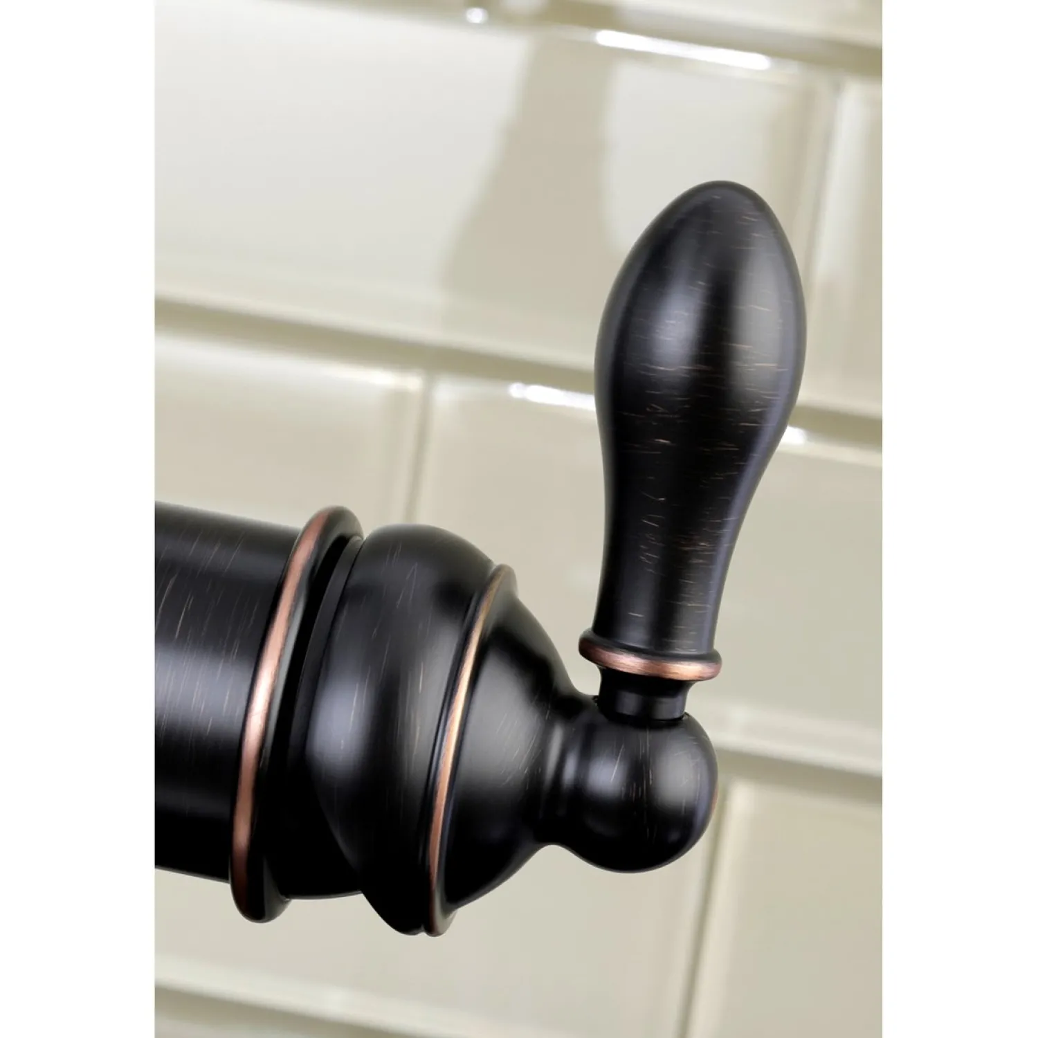 Best Gourmetier American Classic Single-Handle Pull-Down Sprayer Kitchen Faucet Single Hole