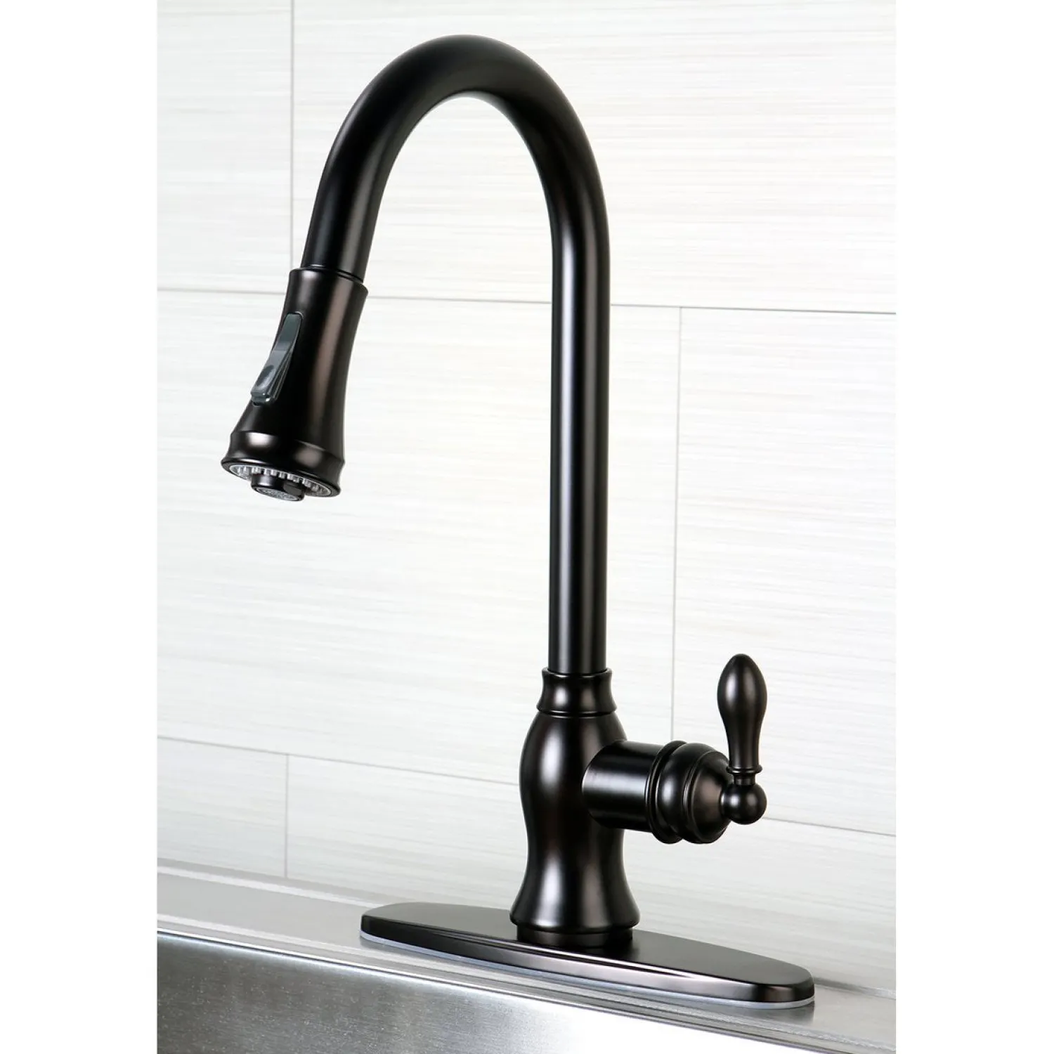 Best Gourmetier American Classic Single-Handle Pull-Down Sprayer Kitchen Faucet Single Hole