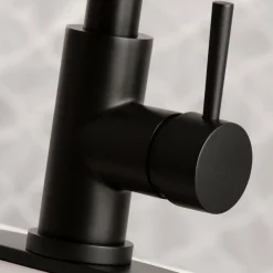 Sale Gourmetier Concord Single-Handle Kitchen Faucet with Pull-Down Sprayer Single Hole