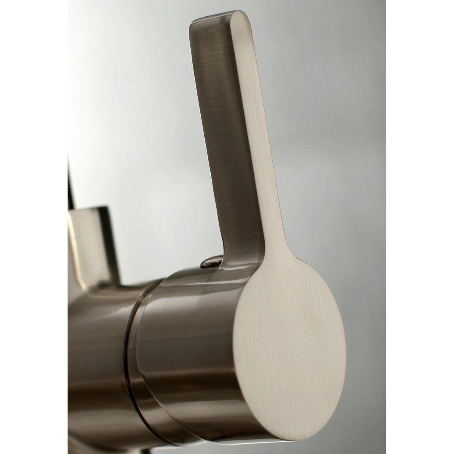 Online Gourmetier Continental Single-Handle Pull-Down Kitchen Faucet Single Hole