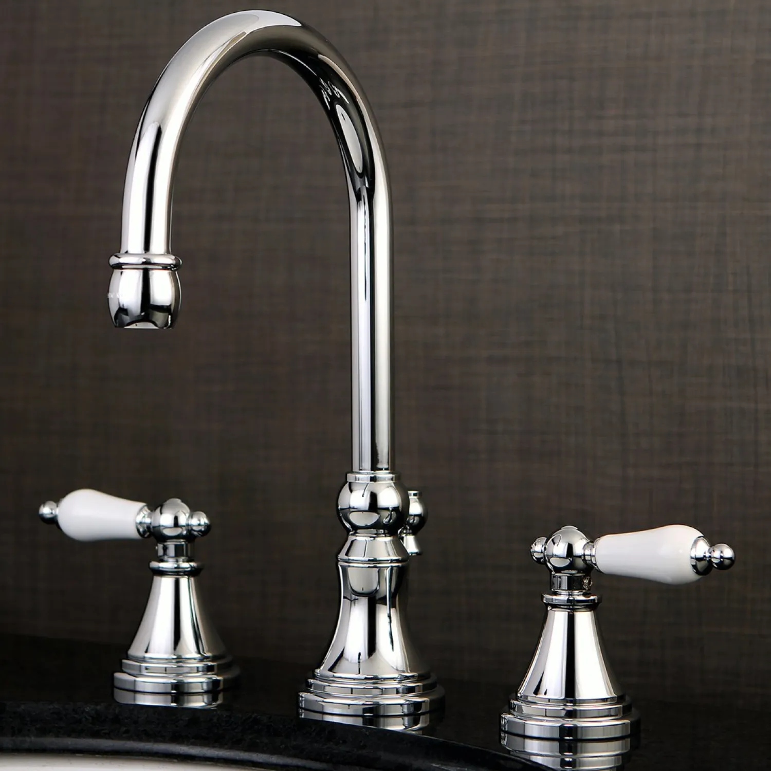 Clearance Governor Deck Mount 8-Inch Widespread Bathroom Faucet 8" Widespread