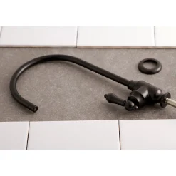 Heirloom Single-Handle Water Filtration Faucet Single Hole