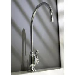 Heirloom Single-Handle Water Filtration Faucet Single Hole