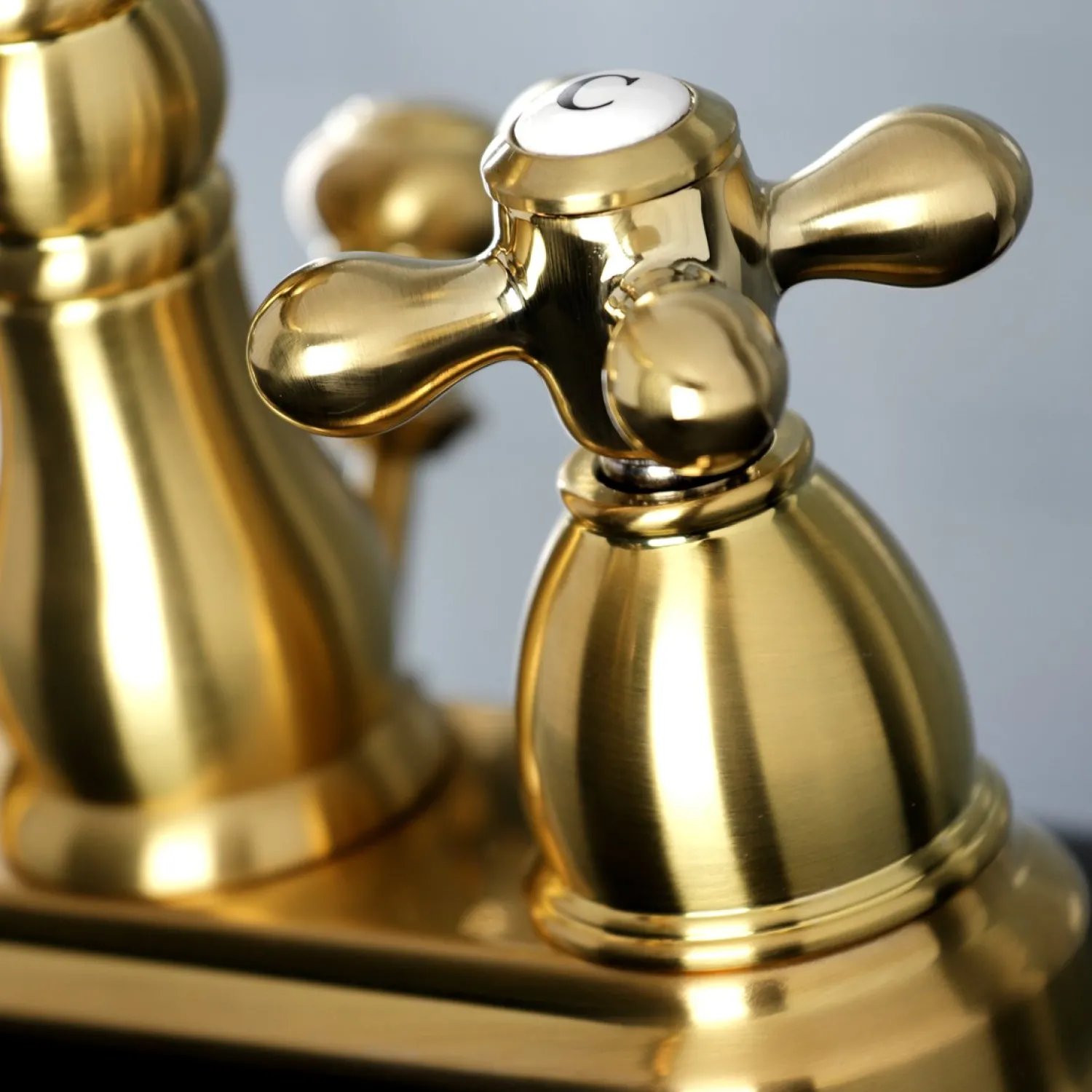 Discount Heritage Deck Mount 4-Inch Centerset Bathroom Faucet 4" Center Set