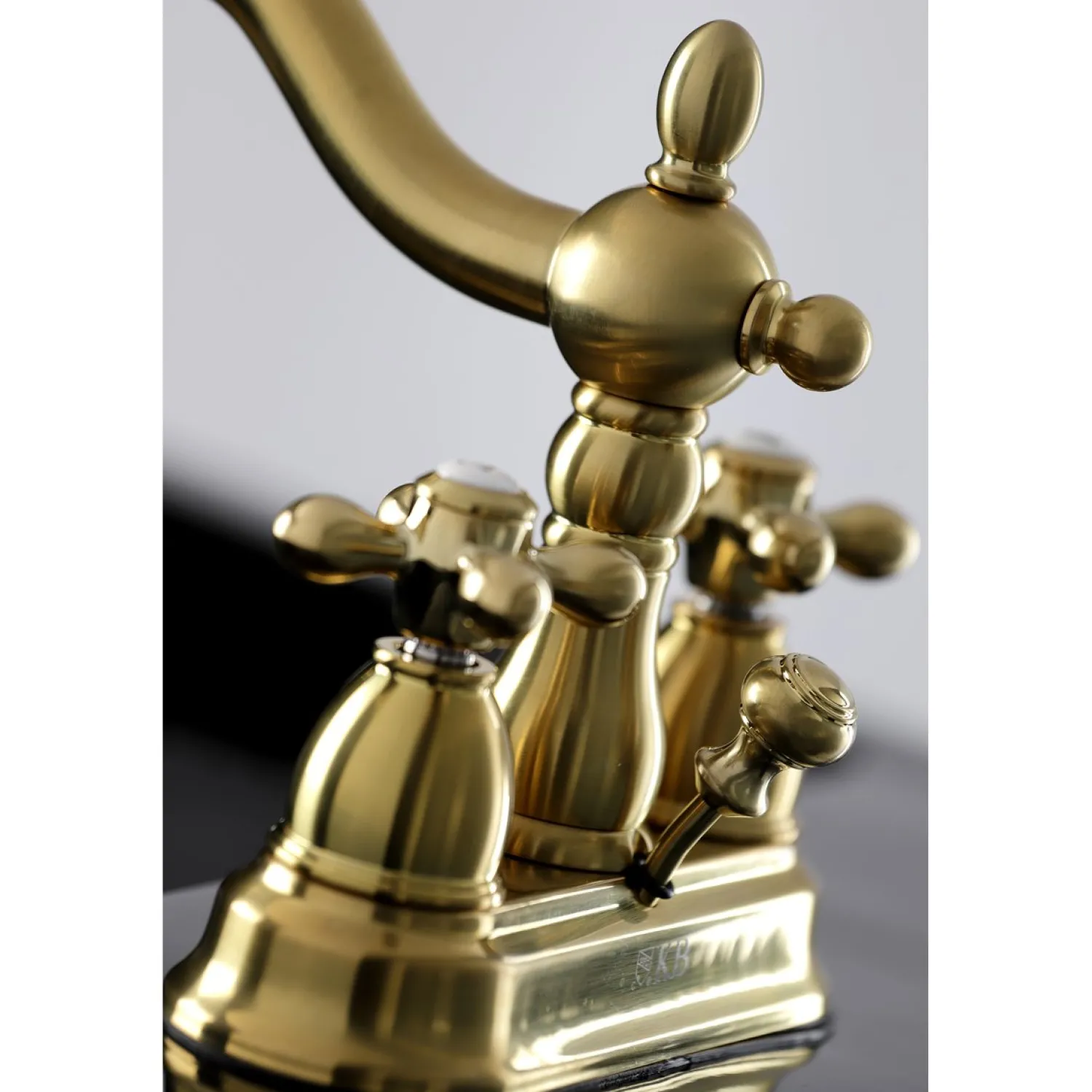 Discount Heritage Deck Mount 4-Inch Centerset Bathroom Faucet 4" Center Set