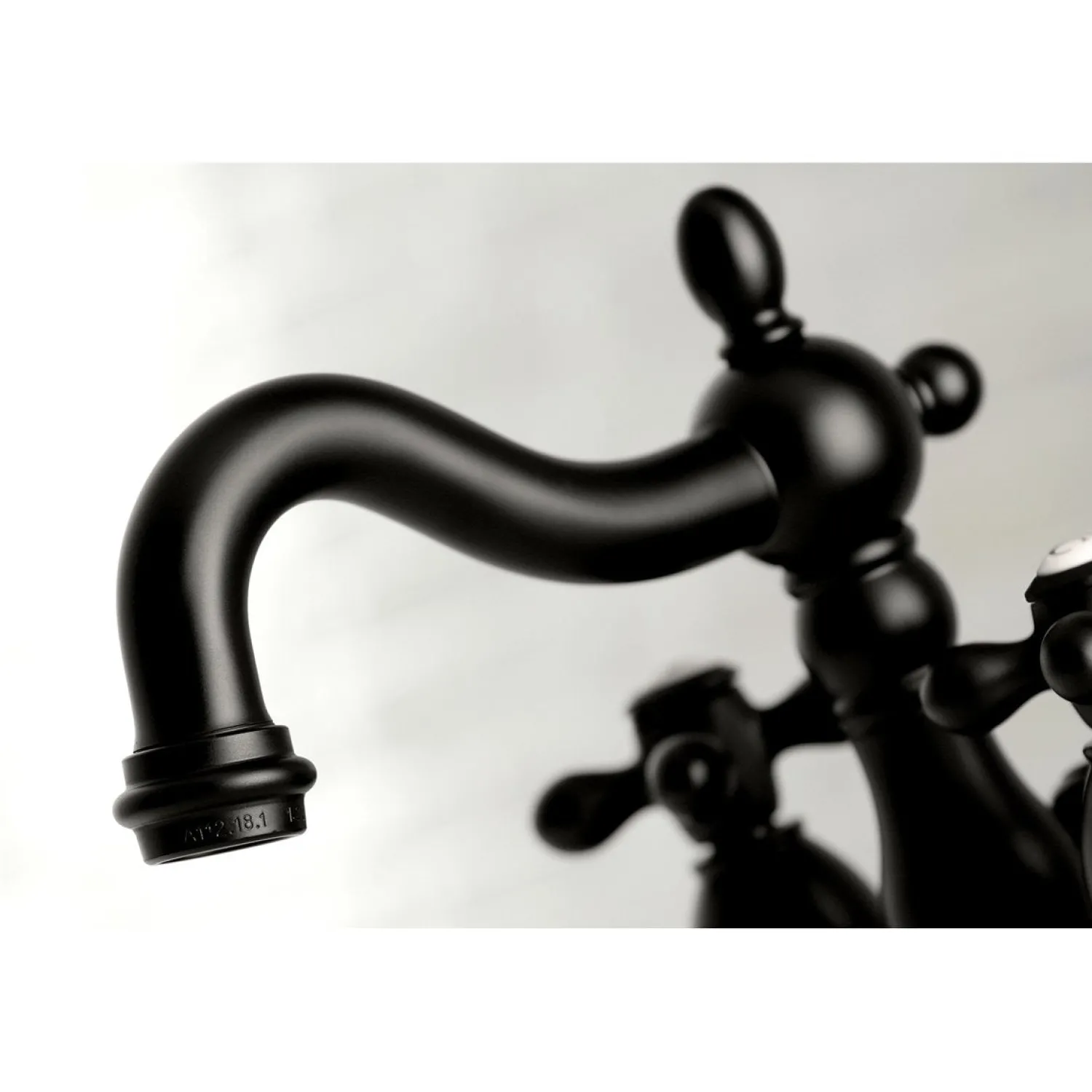 Discount Heritage Deck Mount 4-Inch Centerset Bathroom Faucet 4" Center Set