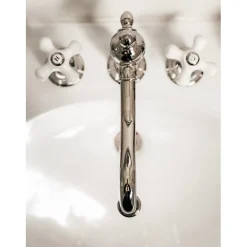 Hot Heritage Deck Mount 3-Hole 8-Inch Widespread Bathroom Faucet 8