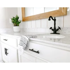 Online Heritage 4-Inch Centerset Bathroom Faucet with Pop-Up Drain Single Hole|4
