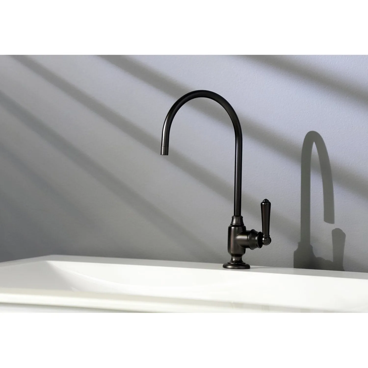 Clearance Magellan Single-Handle Water Filtration Faucet Single Hole