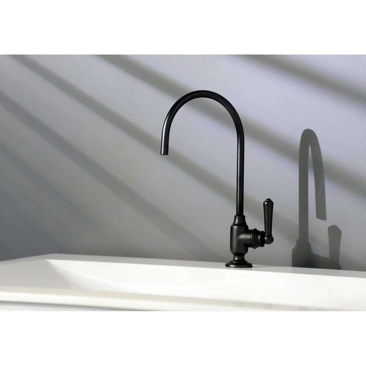 Clearance Magellan Single-Handle Water Filtration Faucet Single Hole