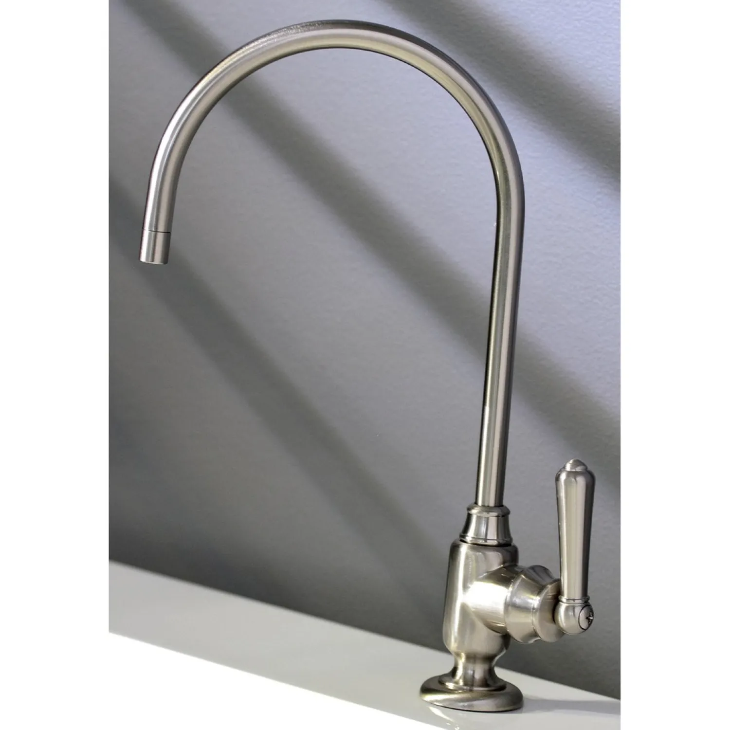 Clearance Magellan Single-Handle Water Filtration Faucet Single Hole