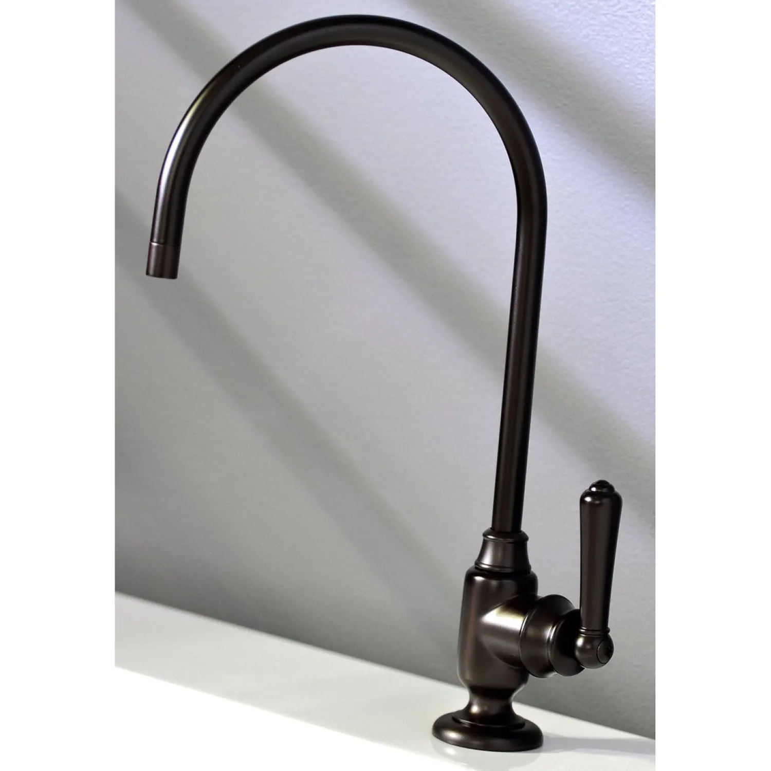 Clearance Magellan Single-Handle Water Filtration Faucet Single Hole