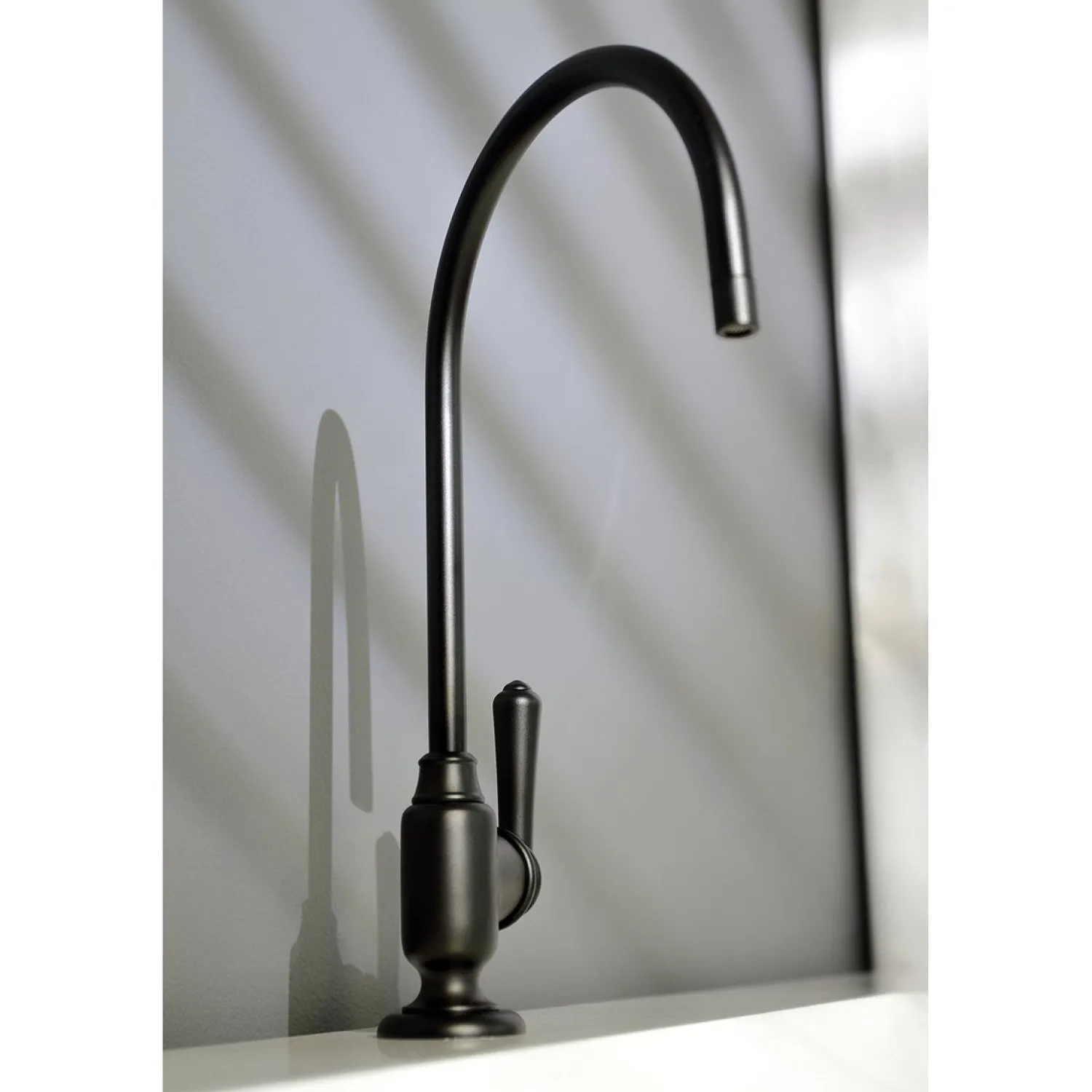 Clearance Magellan Single-Handle Water Filtration Faucet Single Hole