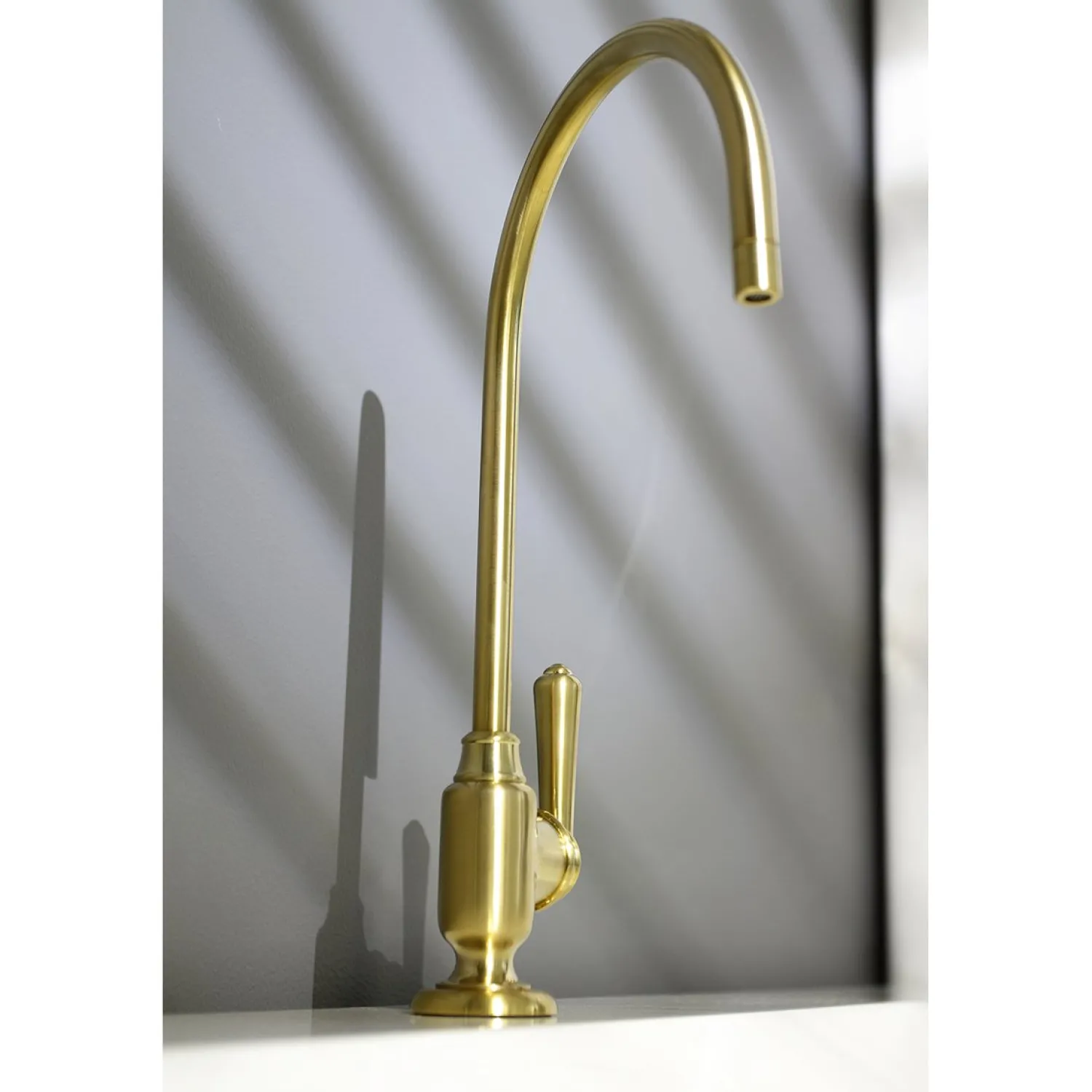 Clearance Magellan Single-Handle Water Filtration Faucet Single Hole