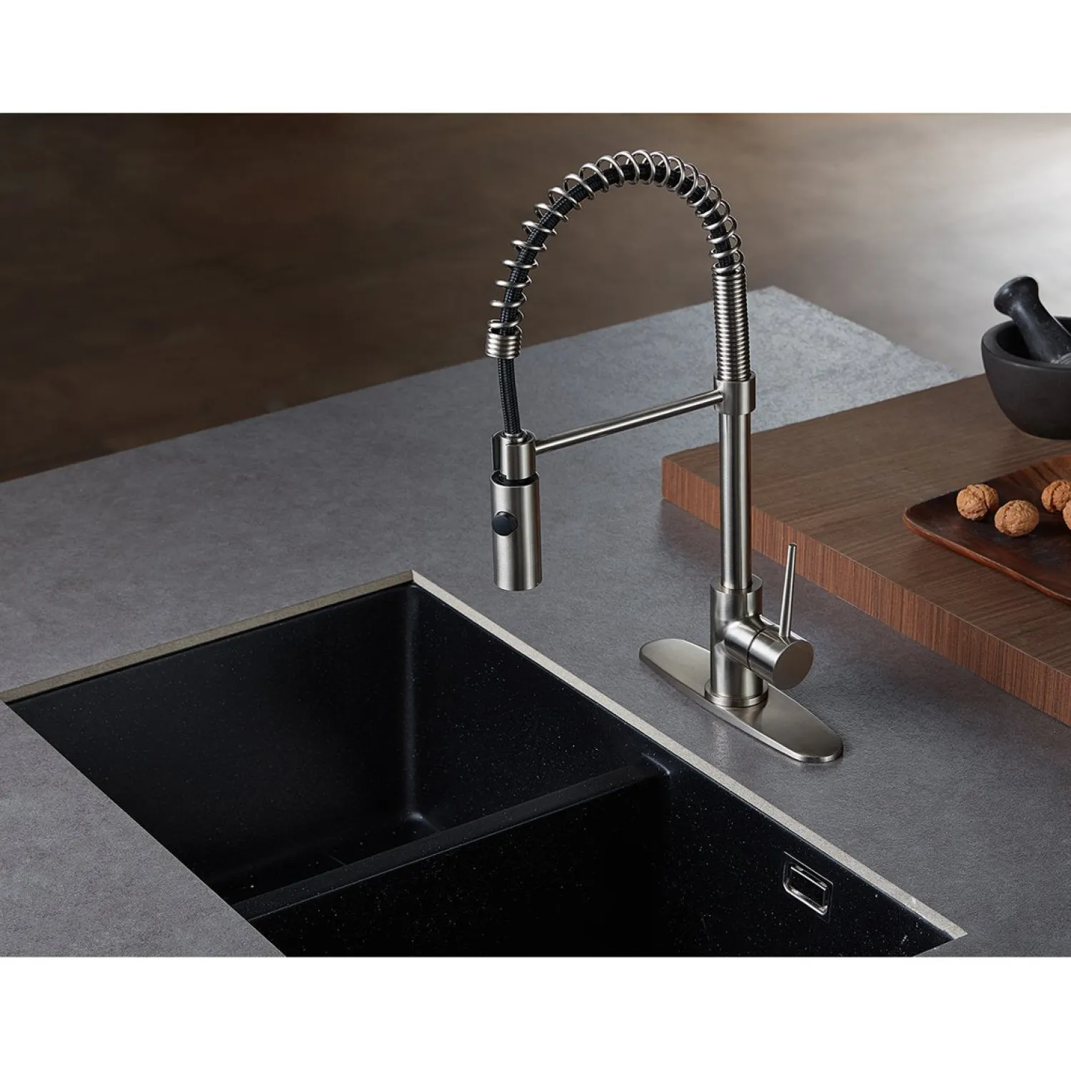 Hot New York Gourmetier Single-Handle Pull-Down Kitchen Faucet Single Hole