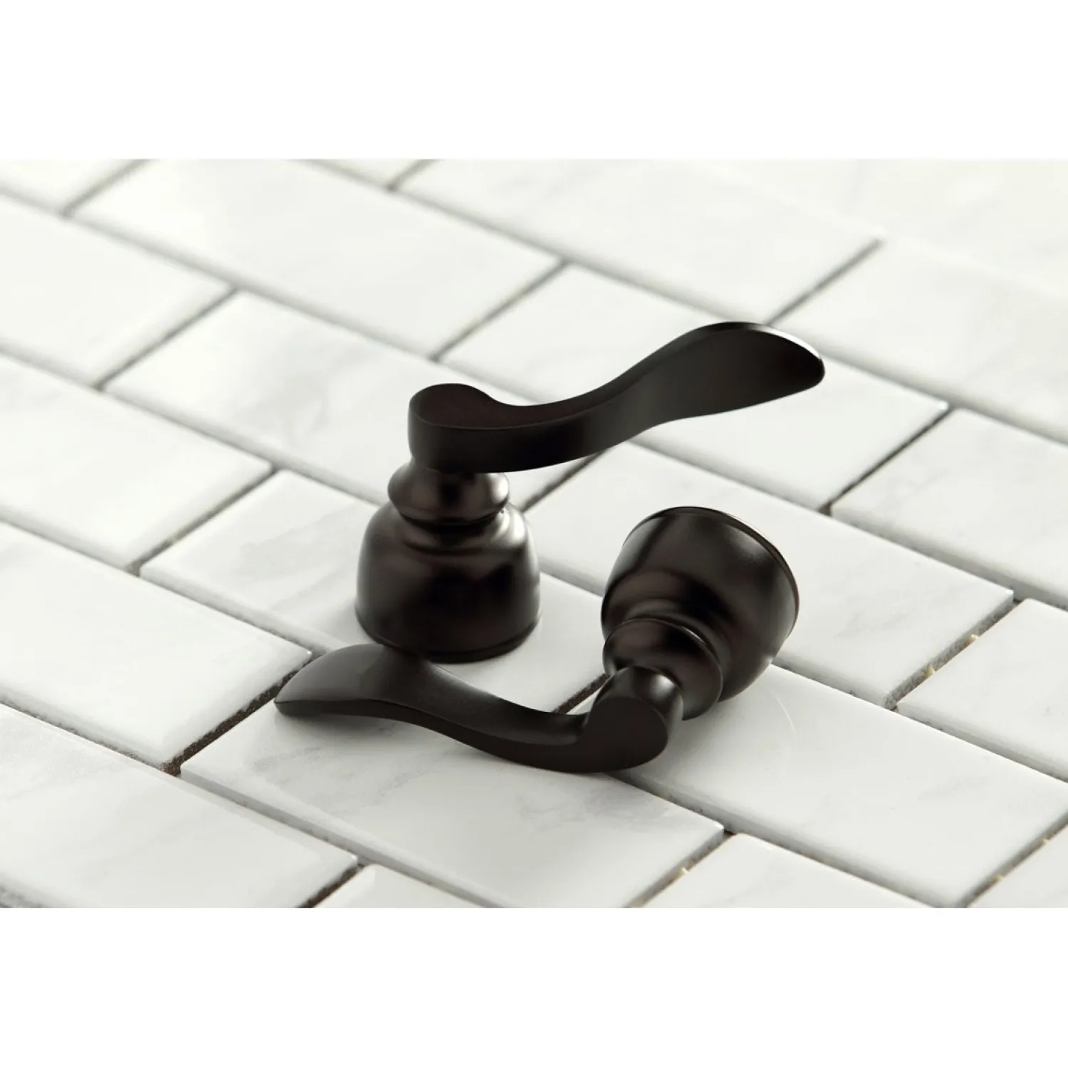 Outlet NuWave French 4-Inch Centerset Deck Mount Bathroom Faucet 4" Center Set