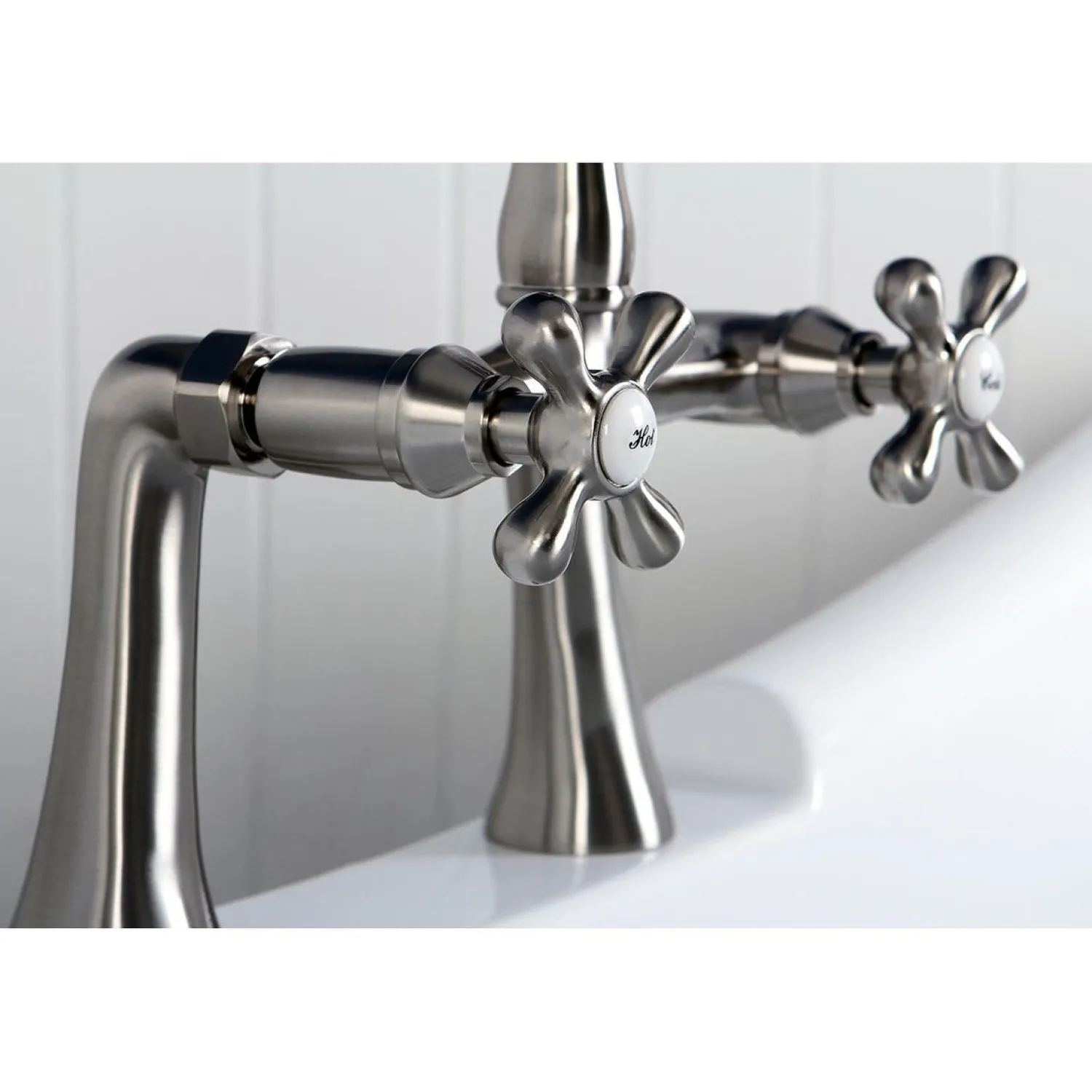 Hot Restoration Clawfoot Tub Bridge Faucet Tub Faucets