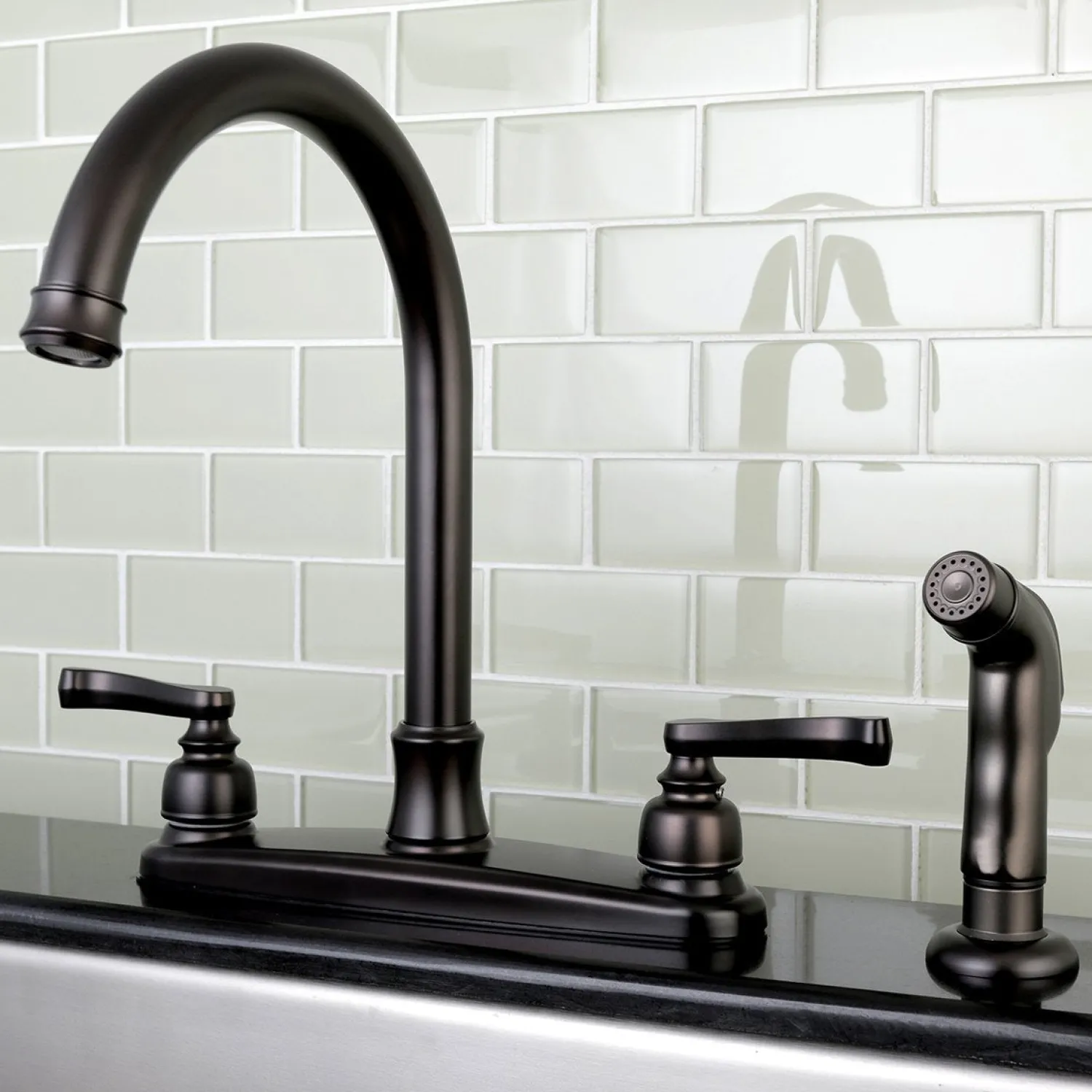 Outlet Royale Centerset Kitchen Faucet Faucets With Side Spray