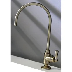New Royale Single-Handle Water Filtration Faucet Single Hole