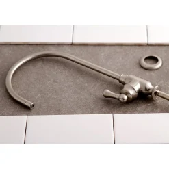 New Royale Single-Handle Water Filtration Faucet Single Hole