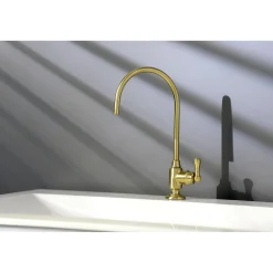 New Royale Single-Handle Water Filtration Faucet Single Hole