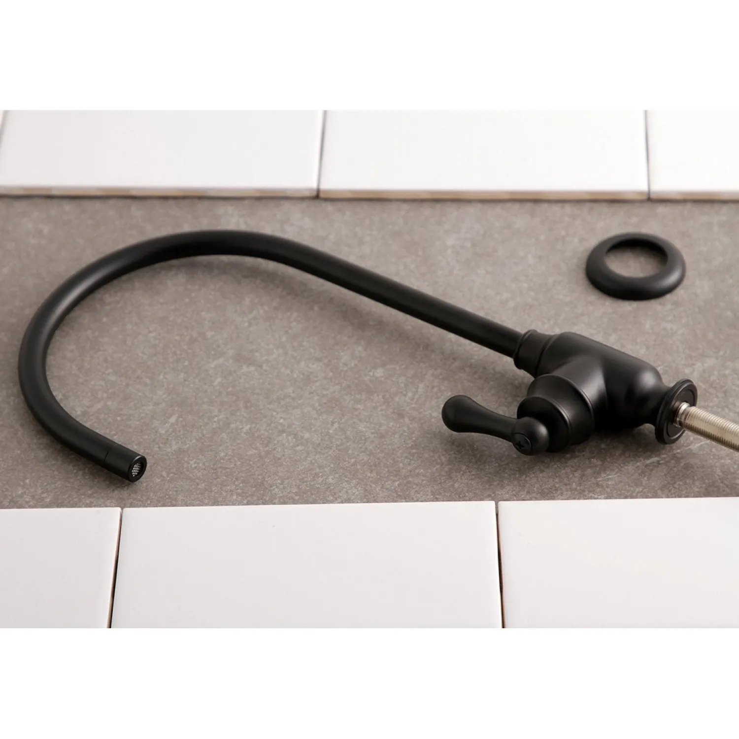 New Royale Single-Handle Water Filtration Faucet Single Hole