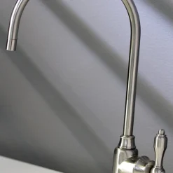 Online Tudor Single-Handle Water Filtration Faucet Single Hole