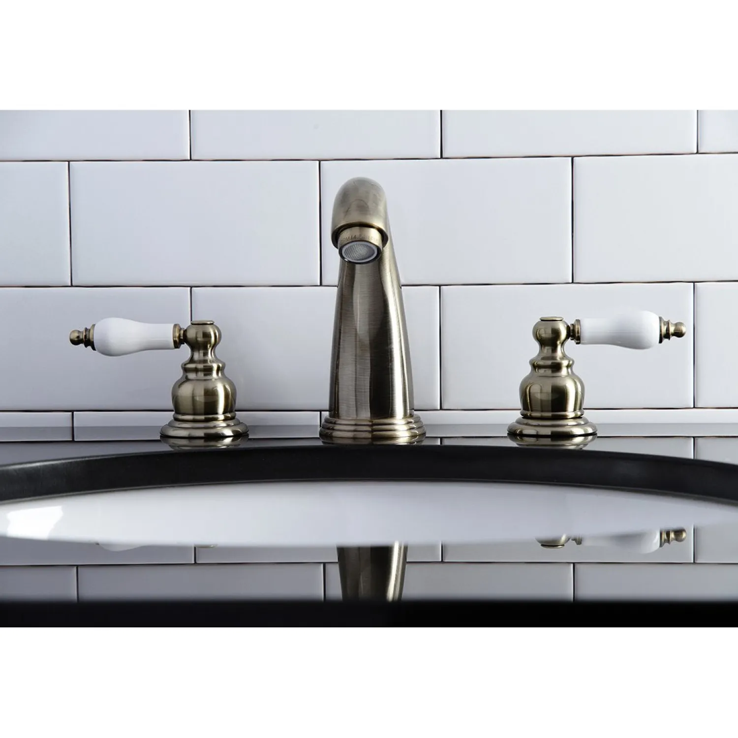 Outlet Victorian Two-Handle 8-Inch Widespread Bathroom Faucet 8" Widespread