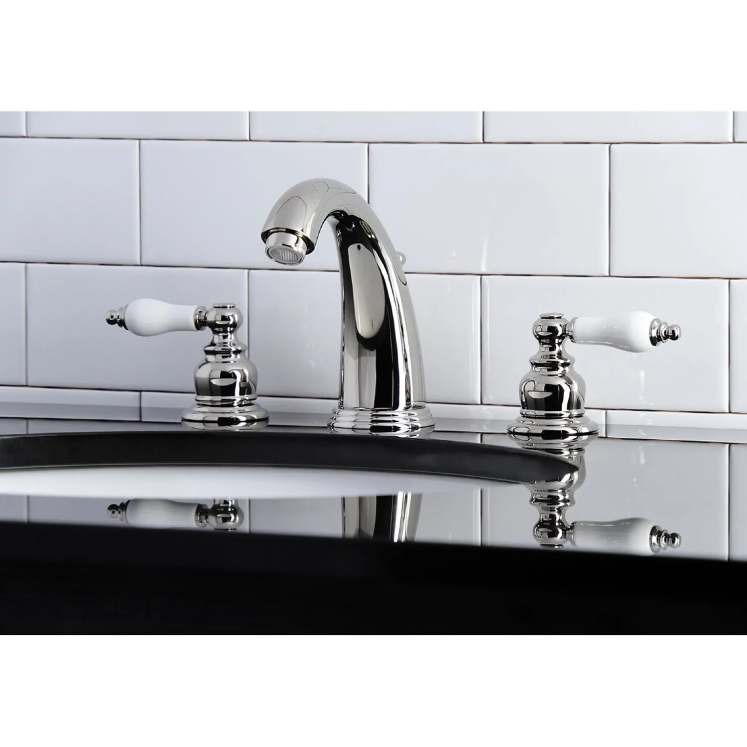 Outlet Victorian Two-Handle 8-Inch Widespread Bathroom Faucet 8" Widespread