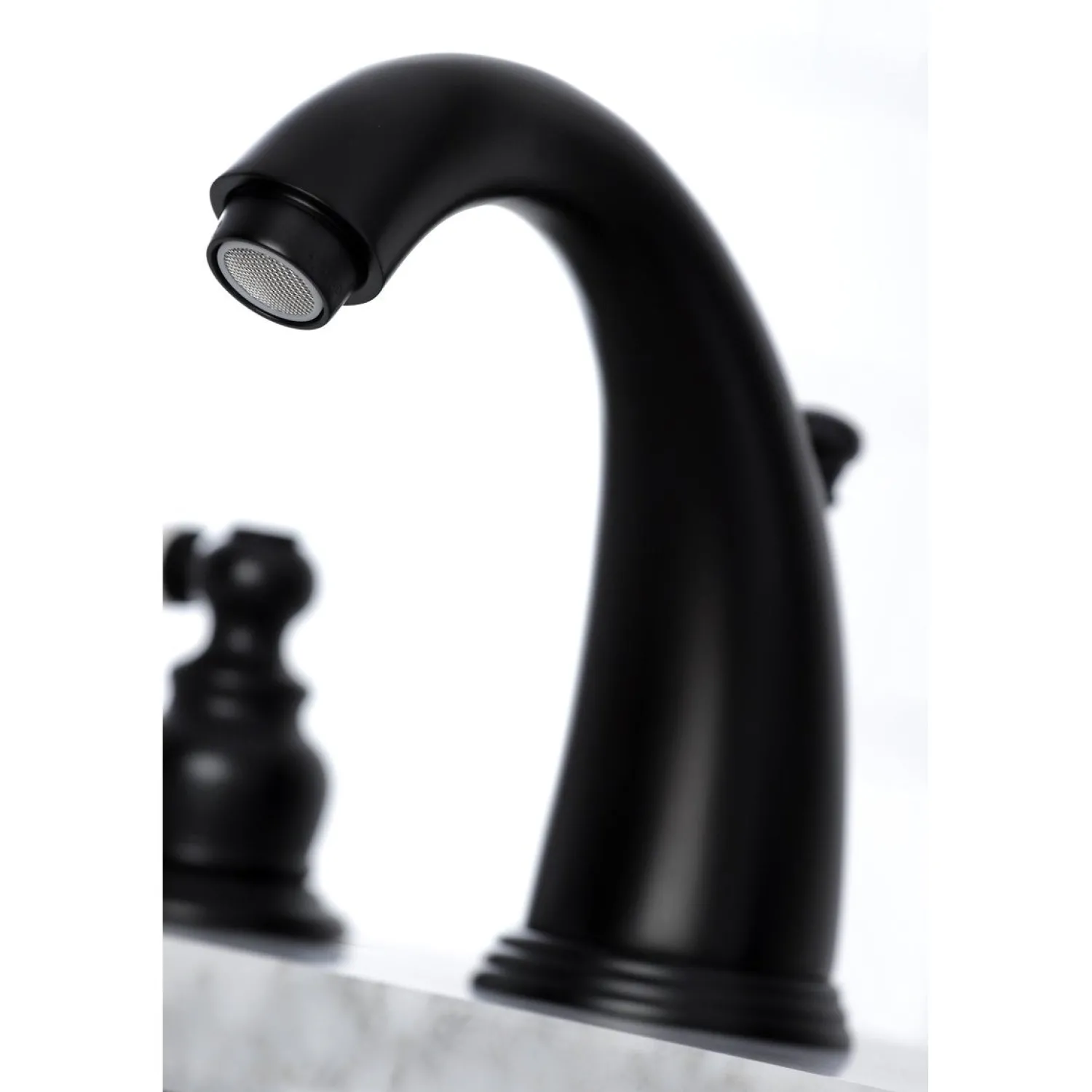 Outlet Victorian Two-Handle 8-Inch Widespread Bathroom Faucet 8" Widespread
