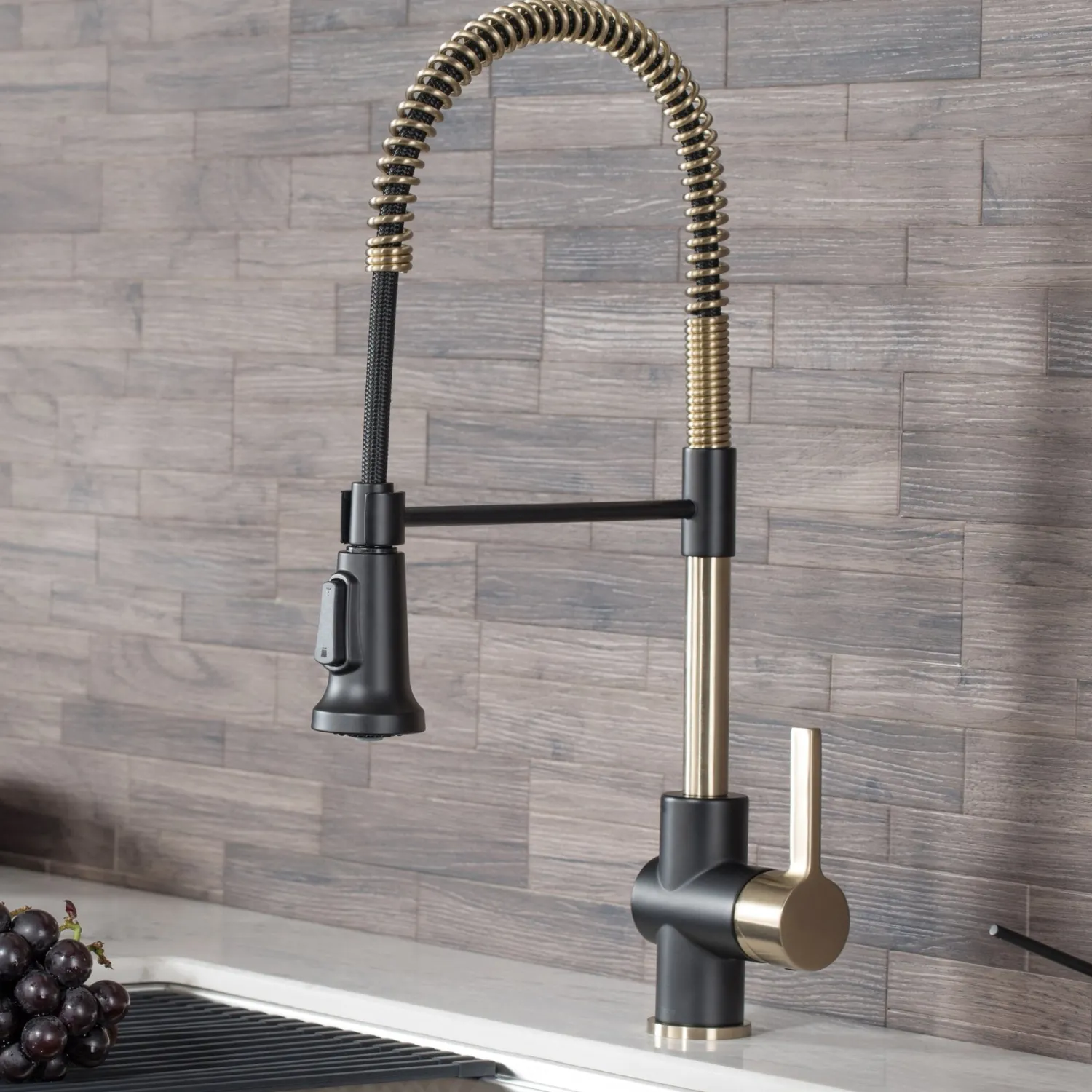Sale Britt Commercial Style Kitchen Faucet in Matte Black/Brushed Gold Single Hole