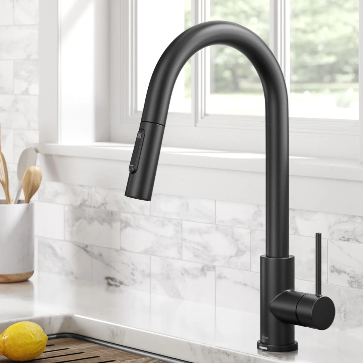 Sale Oletto Contemporary Single-Handle Touch Activated with Pull Down Sprayer in Matte Black Touchless, Sensor And Tap Activated Kitchen Faucets