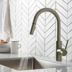 New Oletto Single Lever Pull Down Kitchen Faucet in Spot Free all-Brite Stainless Steel Single Hole