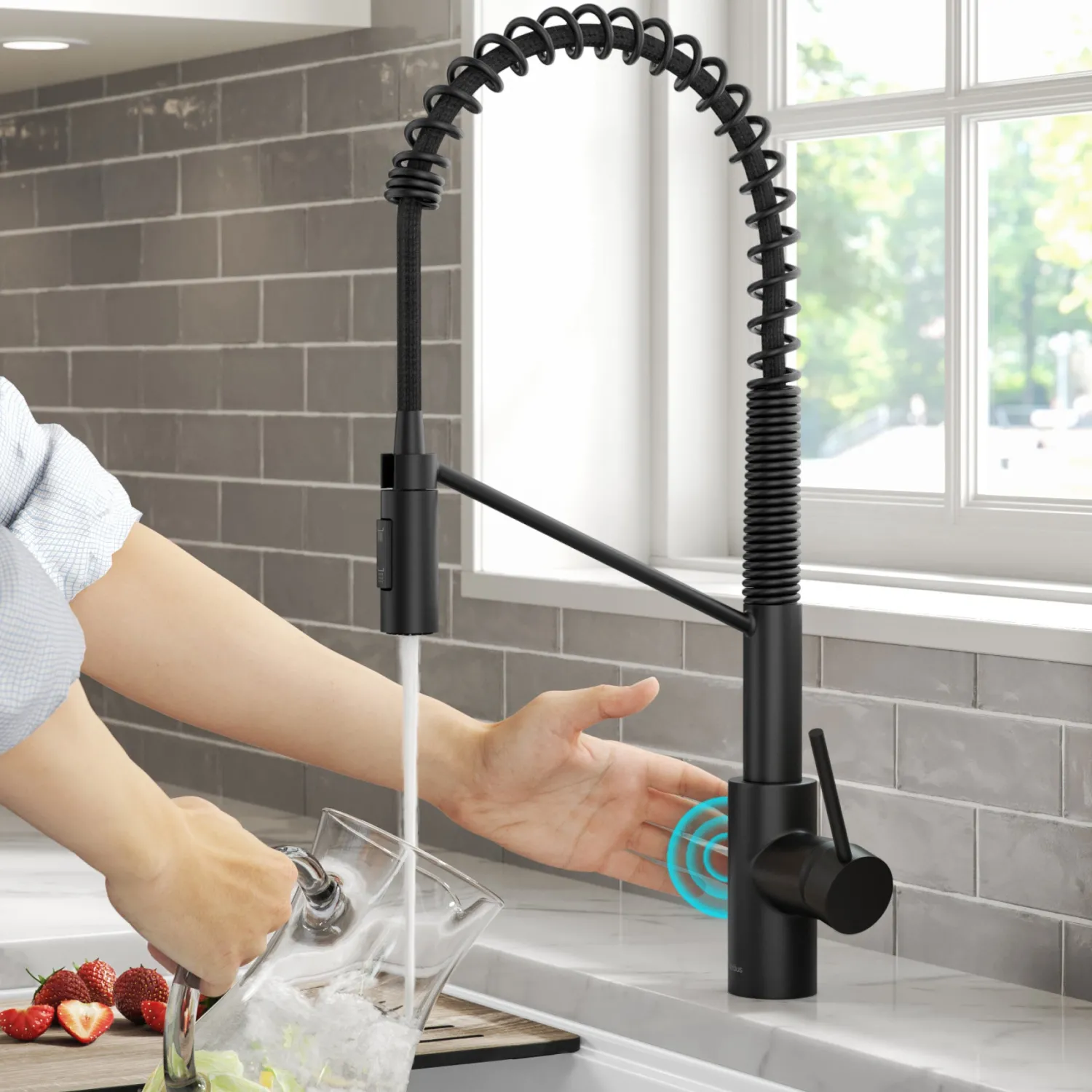 Sale Oletto Touchless Pull-Down Single Handle Faucet in Matte Black Touchless, Sensor And Tap Activated Kitchen Faucets|Single Hole
