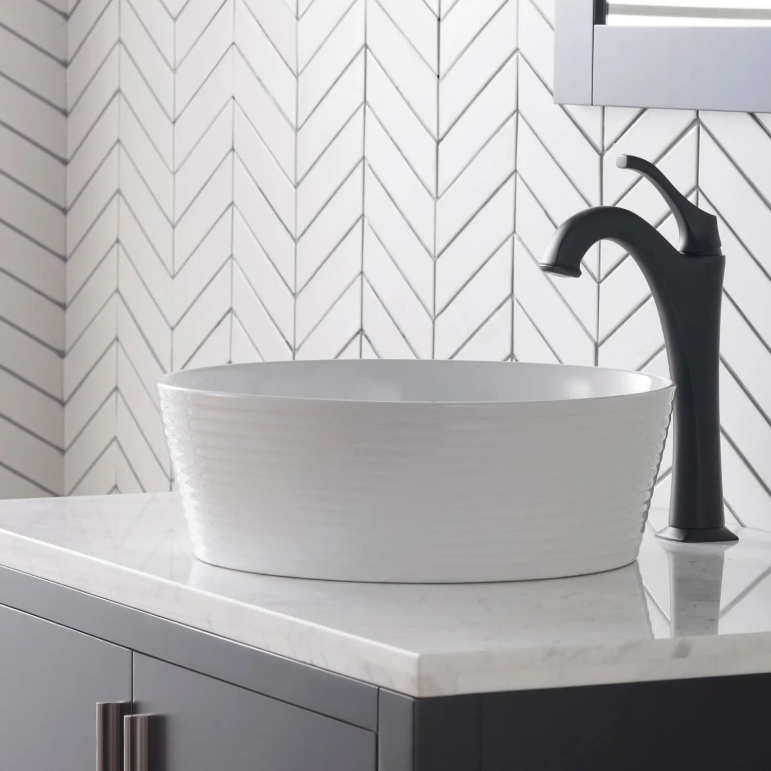 New Viva 15.75 Inch Round Porcelain Ceramic Vessel Bathroom Sink Above Counter / Vessel Sinks