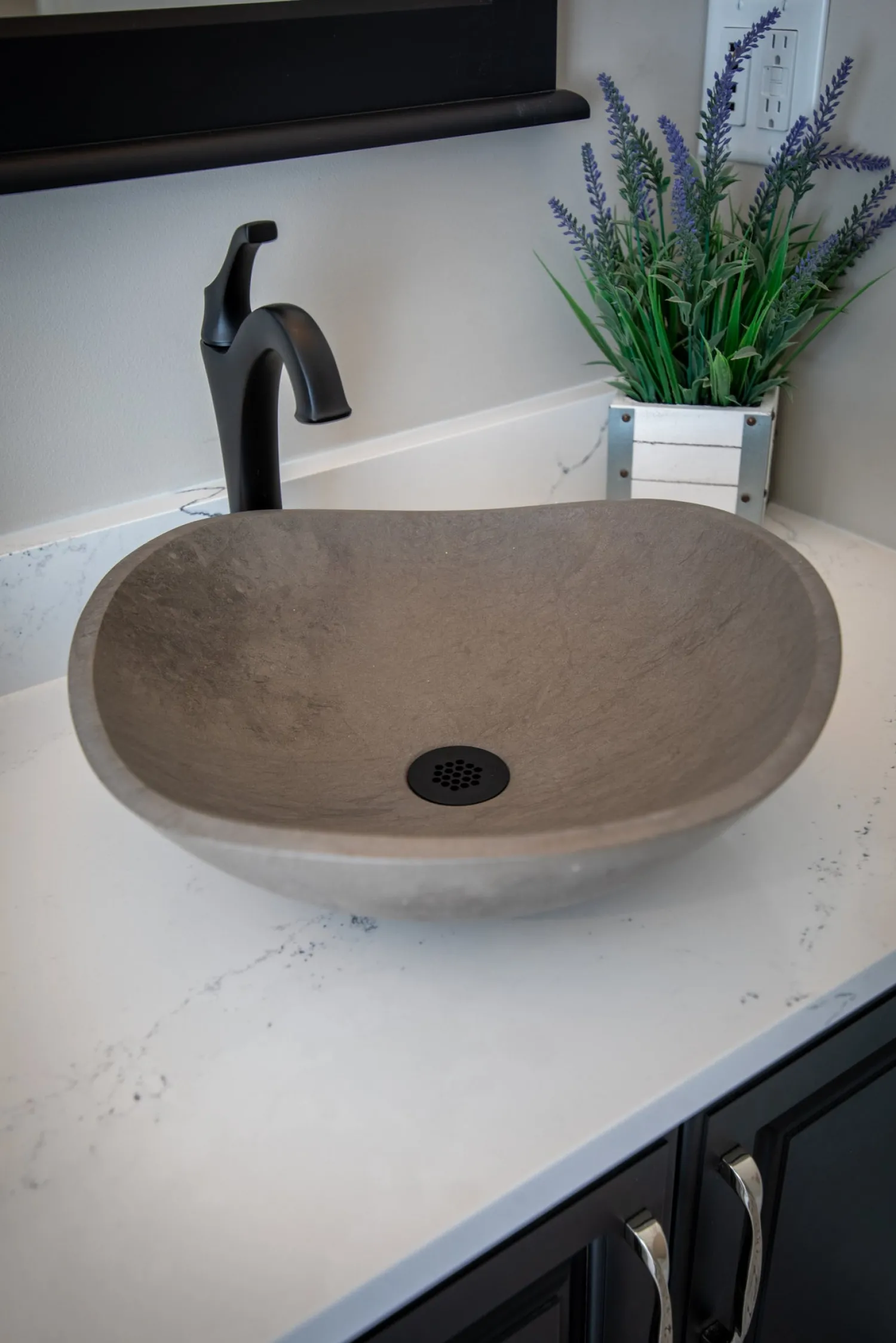Discount Molly Grey Marble Freeform Vessel Sink Above Counter / Vessel Sinks