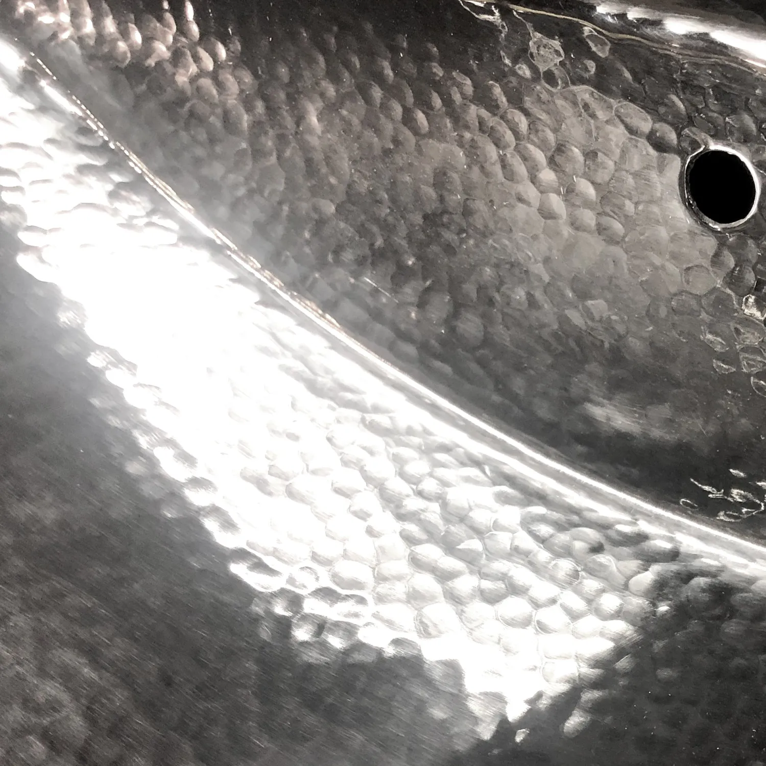 Hammered Stainless Steel Rectangle Undermount Bathroom Sink with Overflow Undermount|Stainless Steel Sinks