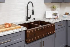Online 33" Hammered Copper Kitchen Apron 50/50 Double Basin Sink with Barrel Strap Design Double Bowl Sinks|Apron Front / Farmhouse Sinks